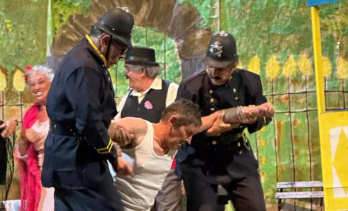 Zarzuela Agua, azucarillos y aguardiente en Bailo 