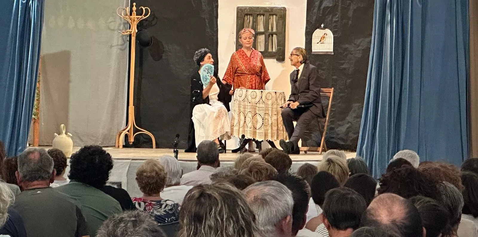 Zarzuela Agua, azucarillos y aguardiente en Bailo 