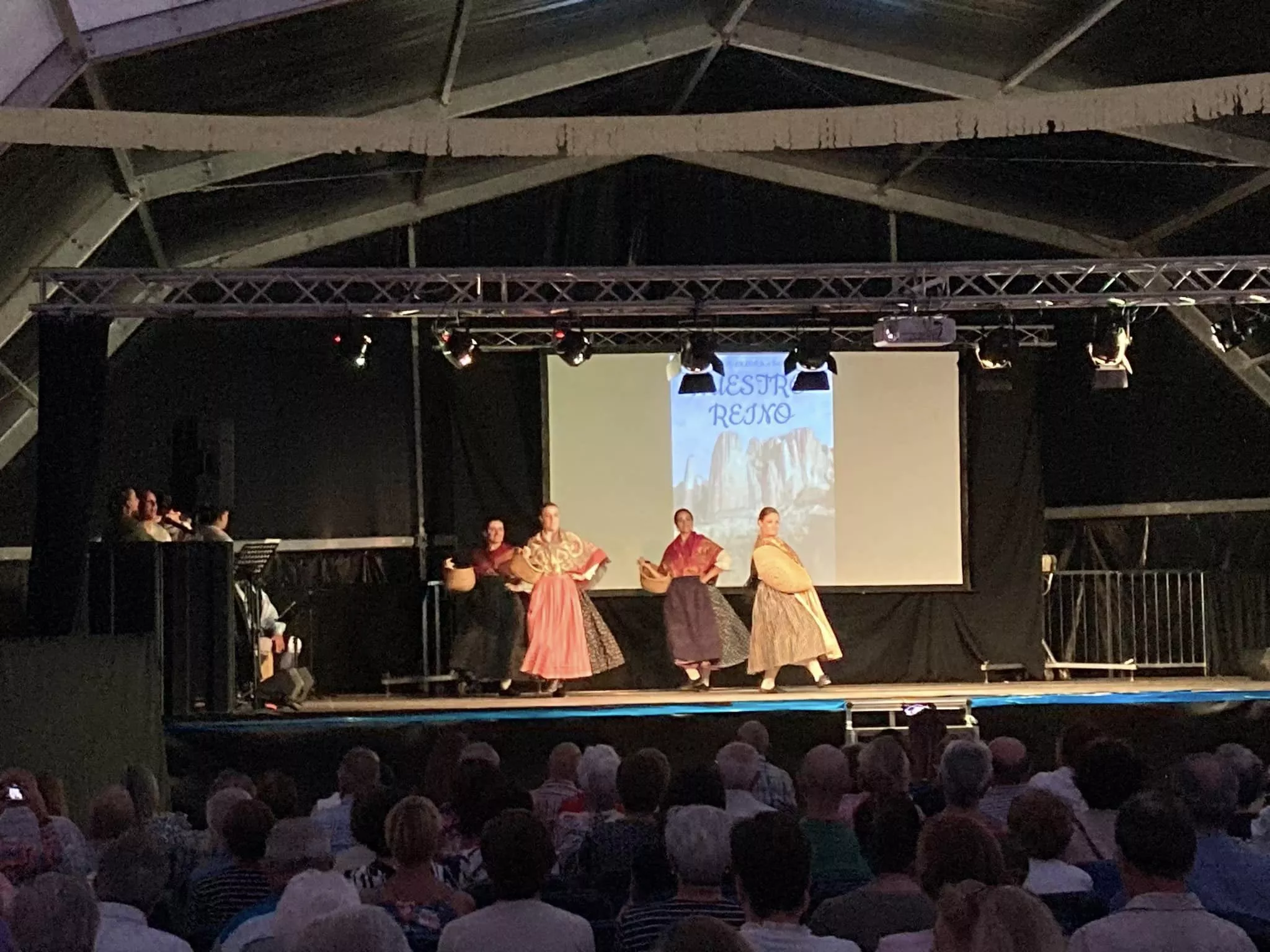 Presentación de Reinas Infantiles de Ayerbe 