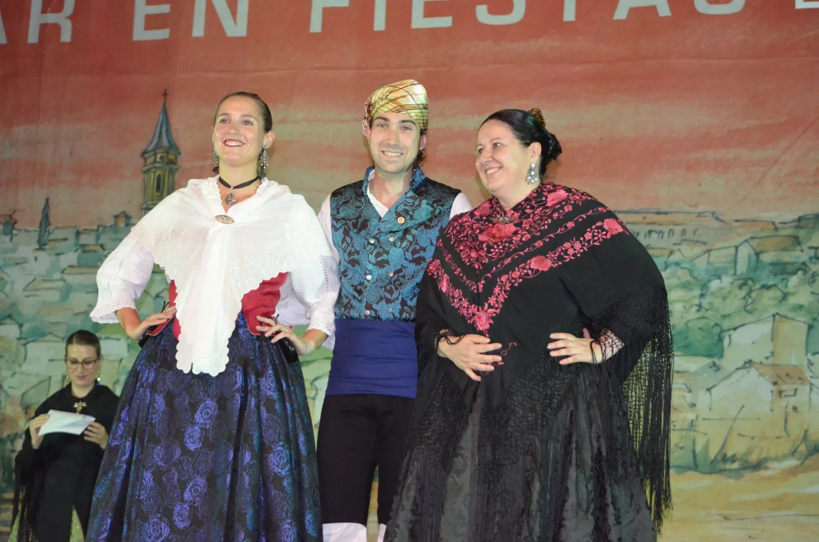 Actuación de Estirpe de Aragonia en las prefiestas de Almudévar. Foto Ruth Pueyo