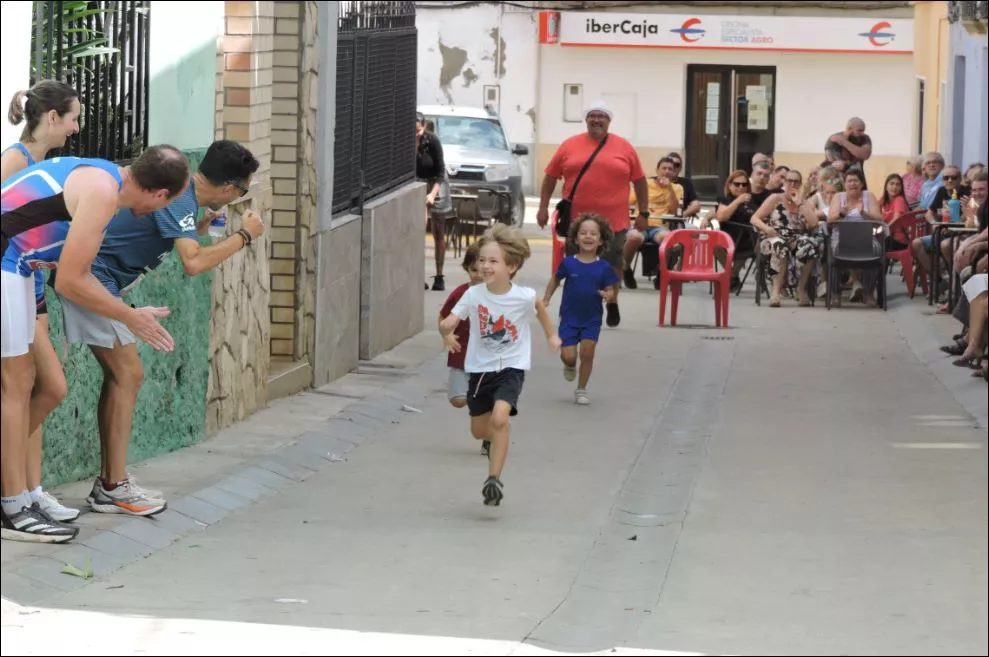 Carrera de niños de 4 y 5 años