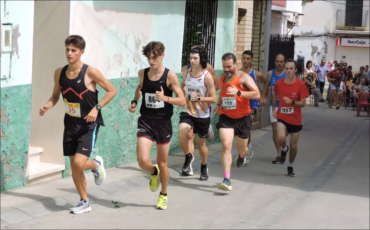 Cabeza de carrera en las primeras vueltas