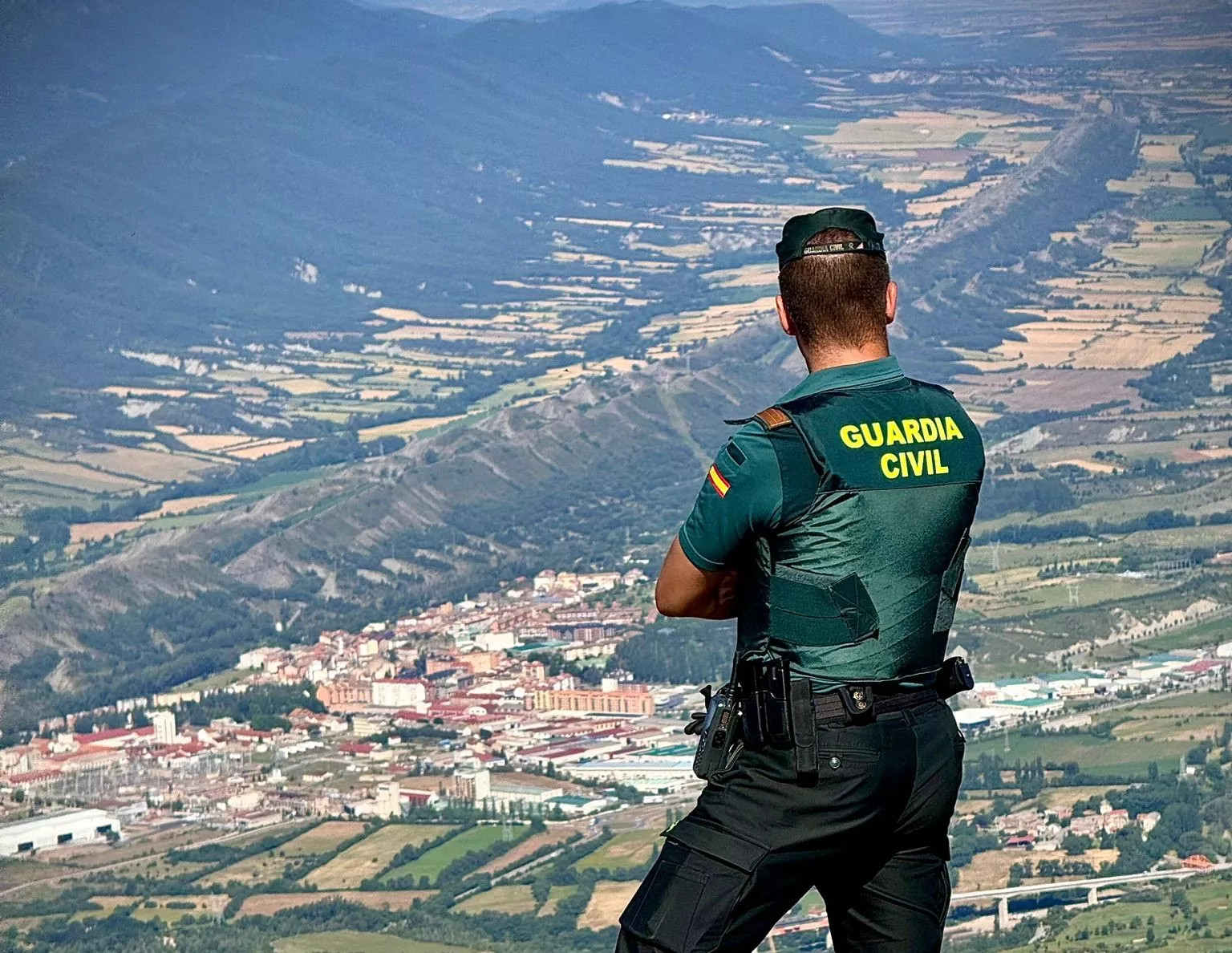 La Guardia Civil incorpora cinco agentes alumnos a servicios de seguridad ciudadana en Huesca.