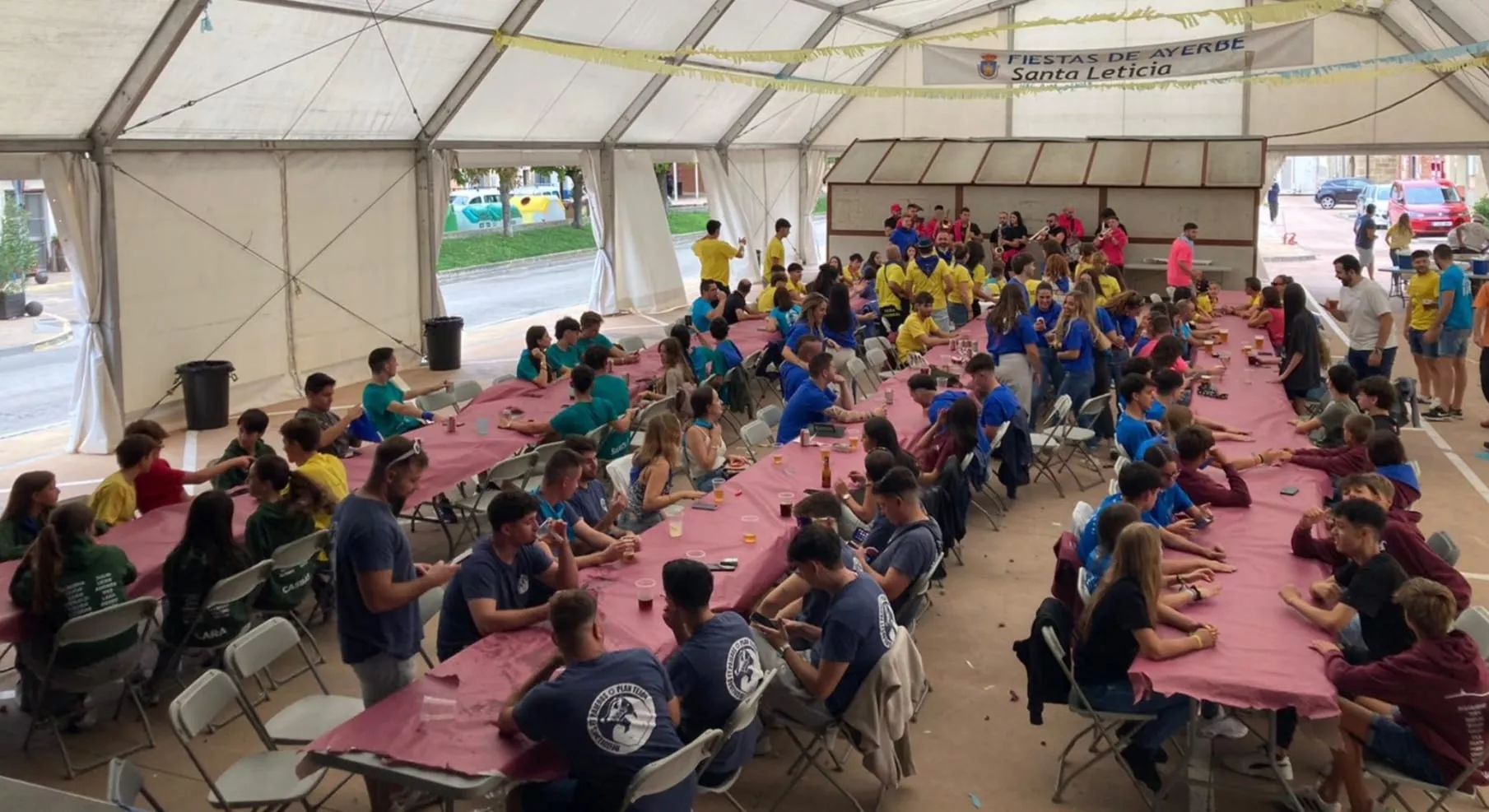 Los primeros actos de las fiestas se han celebrado ya esta mañana, con el lanzamiento del cohete peñista.