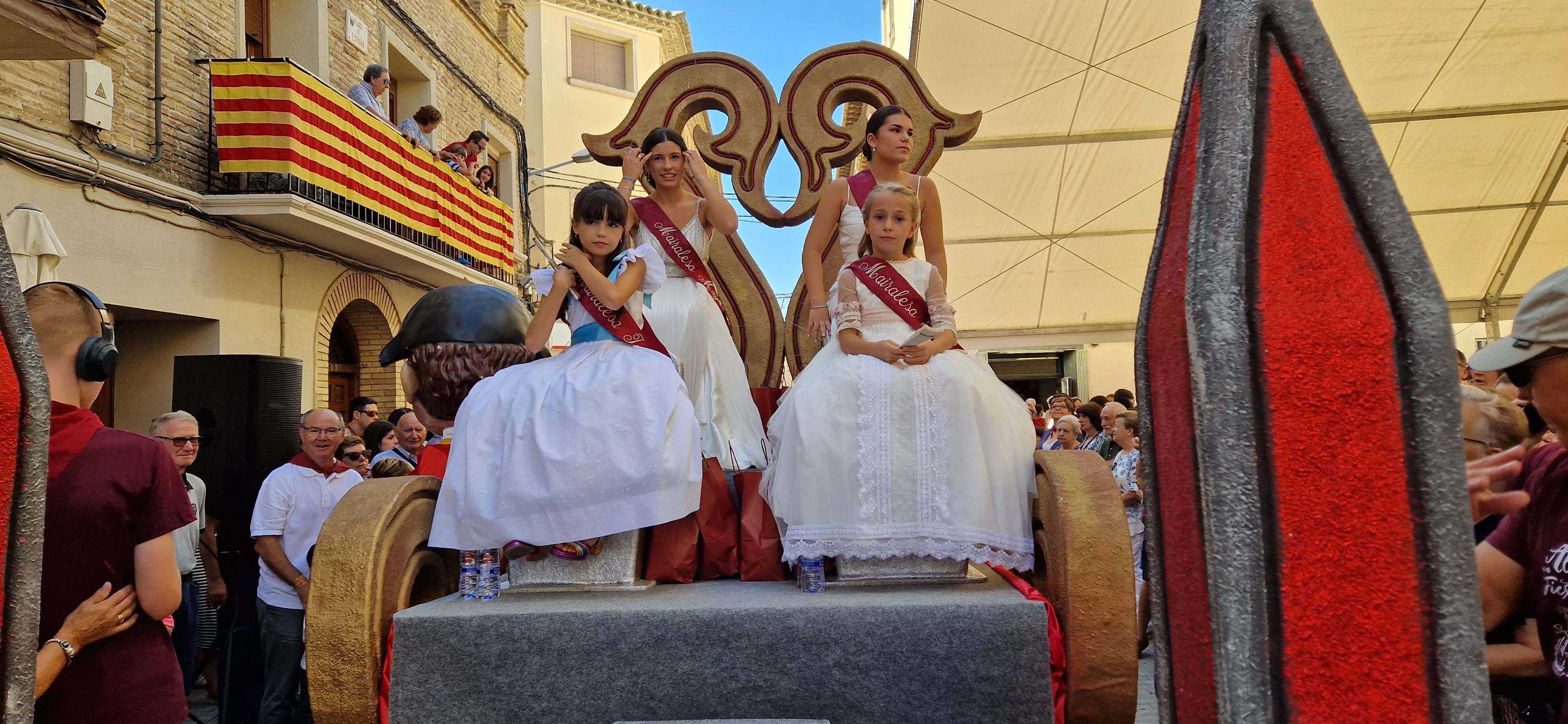 Cabalgata de fiestas de Almudévar 2024. Foto Myriam Martínez 