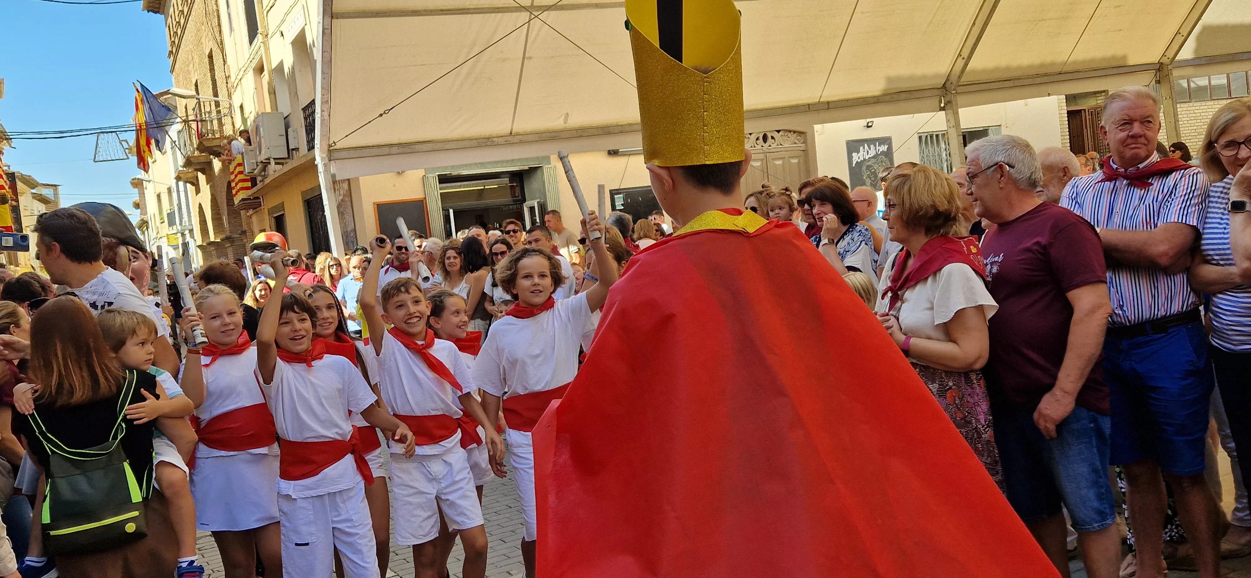 Cabalgata de fiestas de Almudévar 2024. Foto Myriam Martínez 