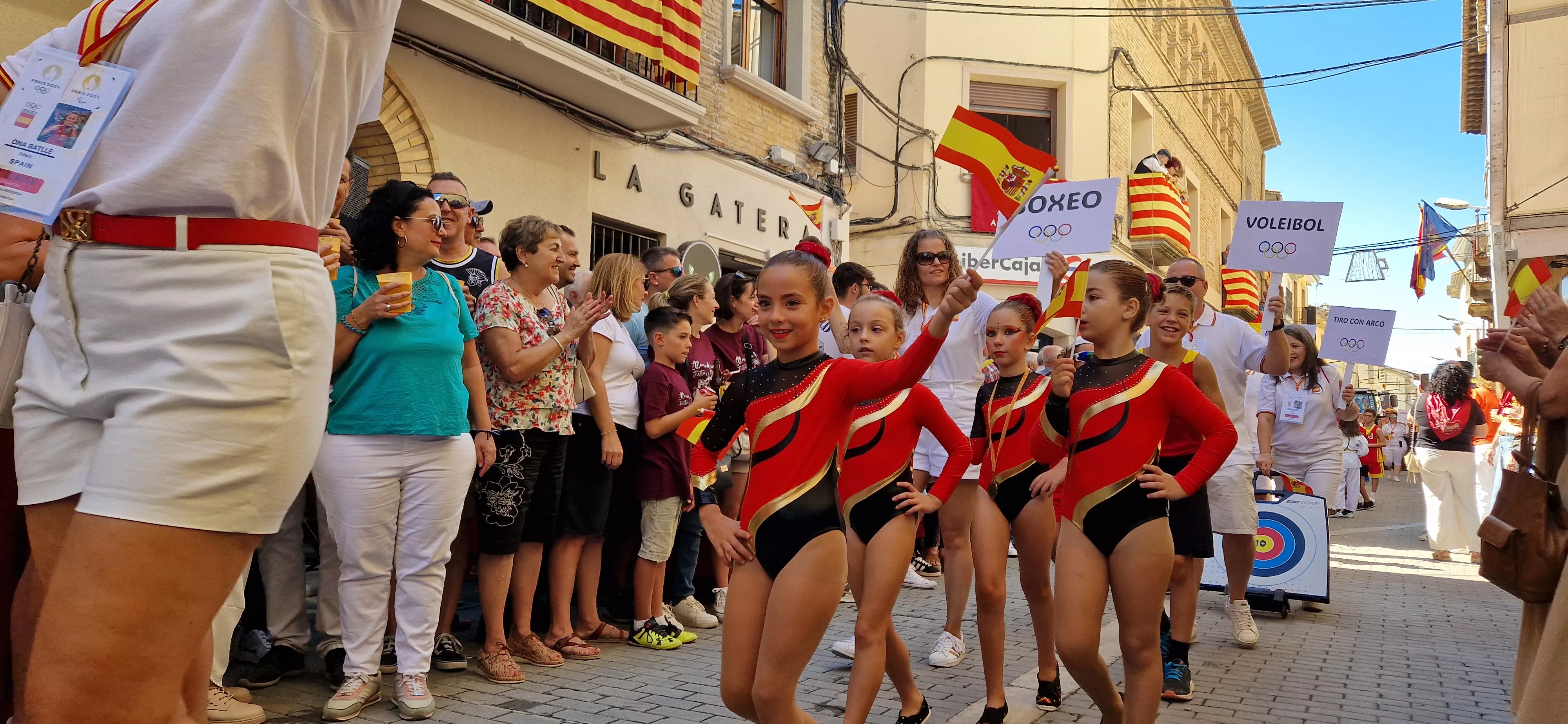Cabalgata de fiestas de Almudévar 2024. Foto Myriam Martínez 