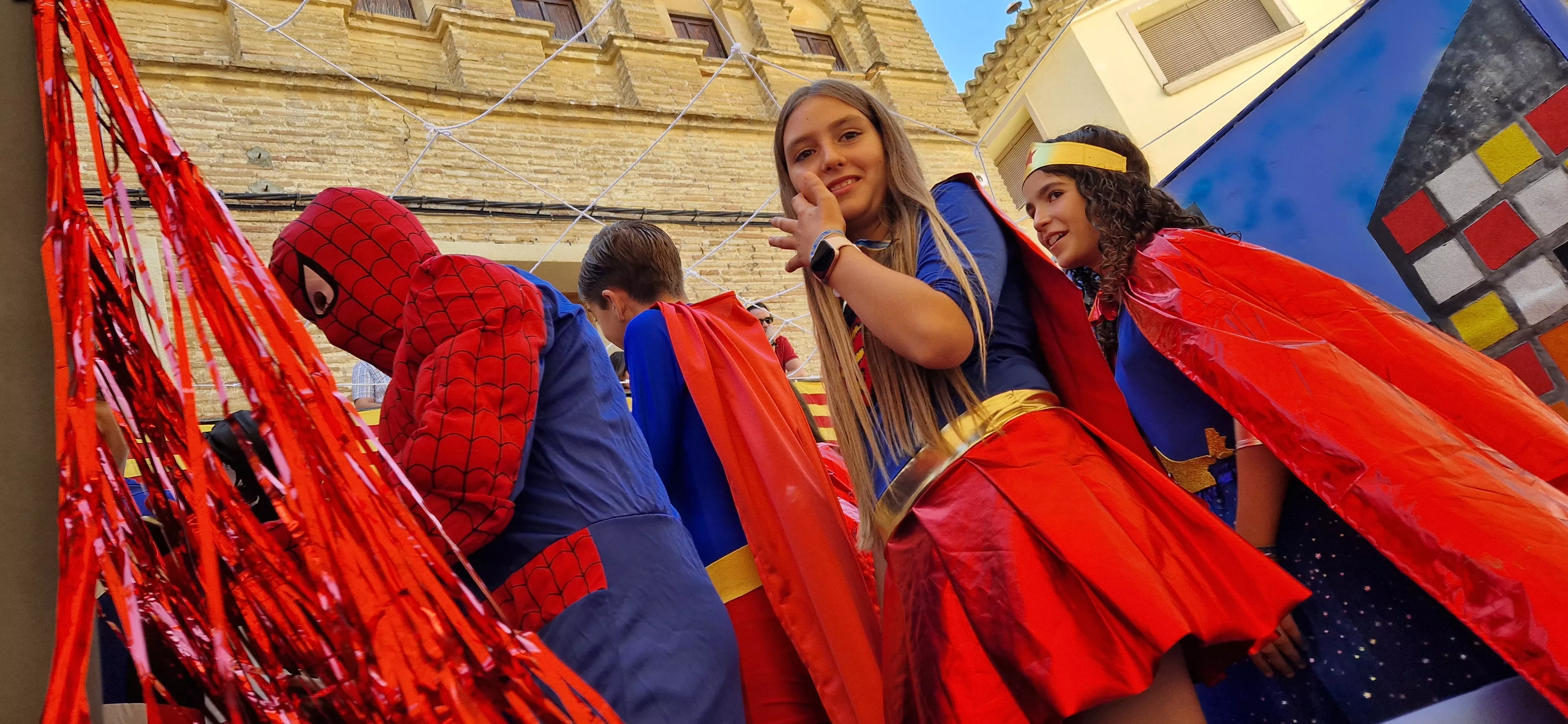 Cabalgata de fiestas de Almudévar 2024. Foto Myriam Martínez 