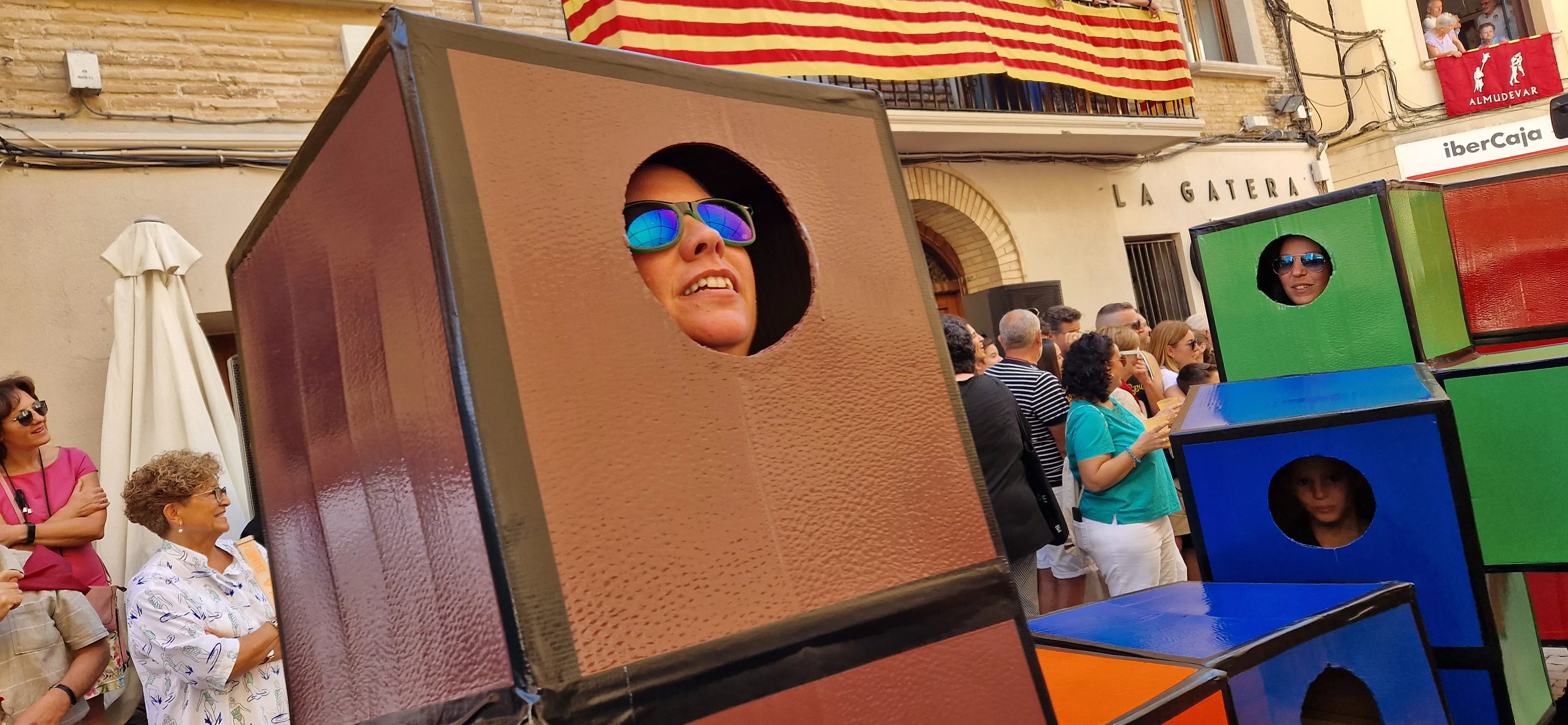 Cabalgata de fiestas de Almudévar 2024. Foto Myriam Martínez 