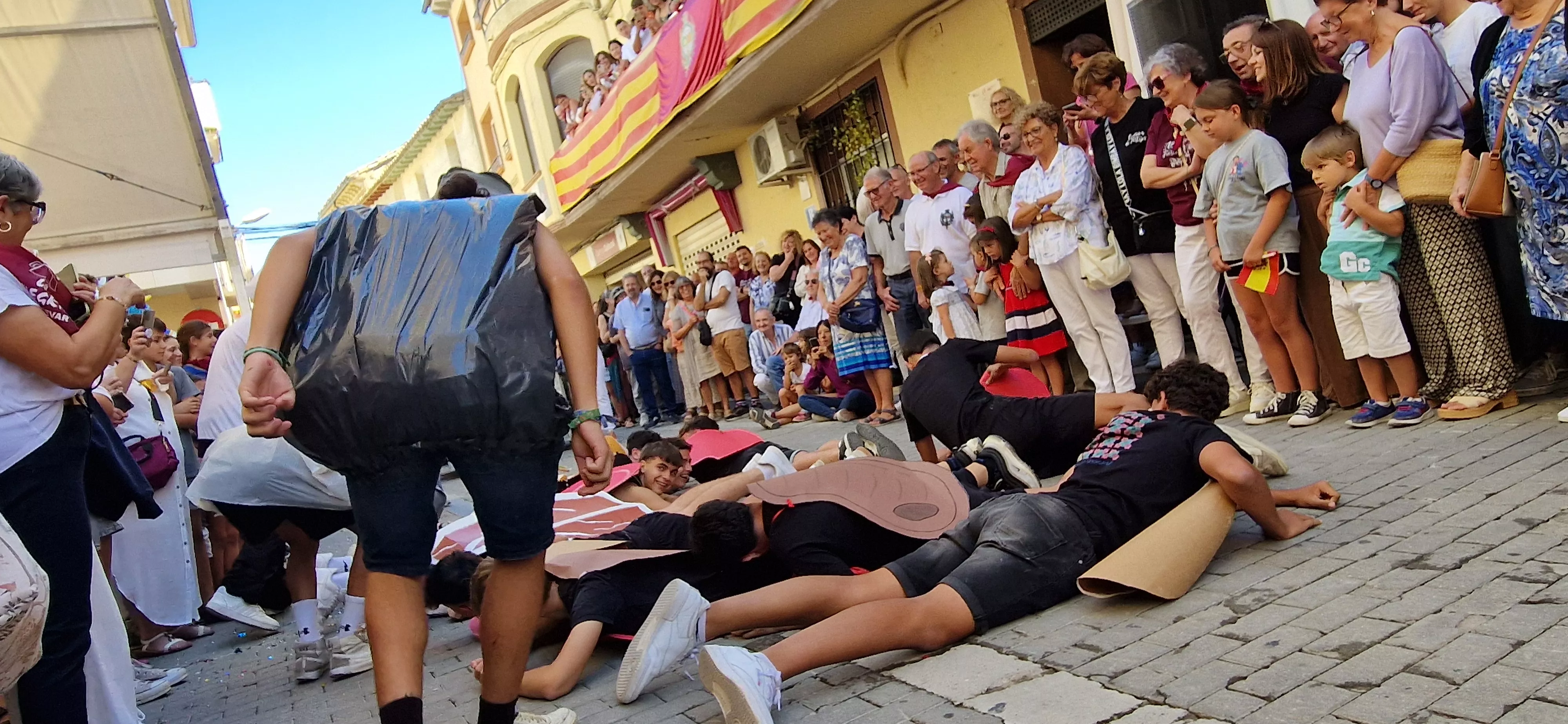 Cabalgata de fiestas de Almudévar 2024. Foto Myriam Martínez 