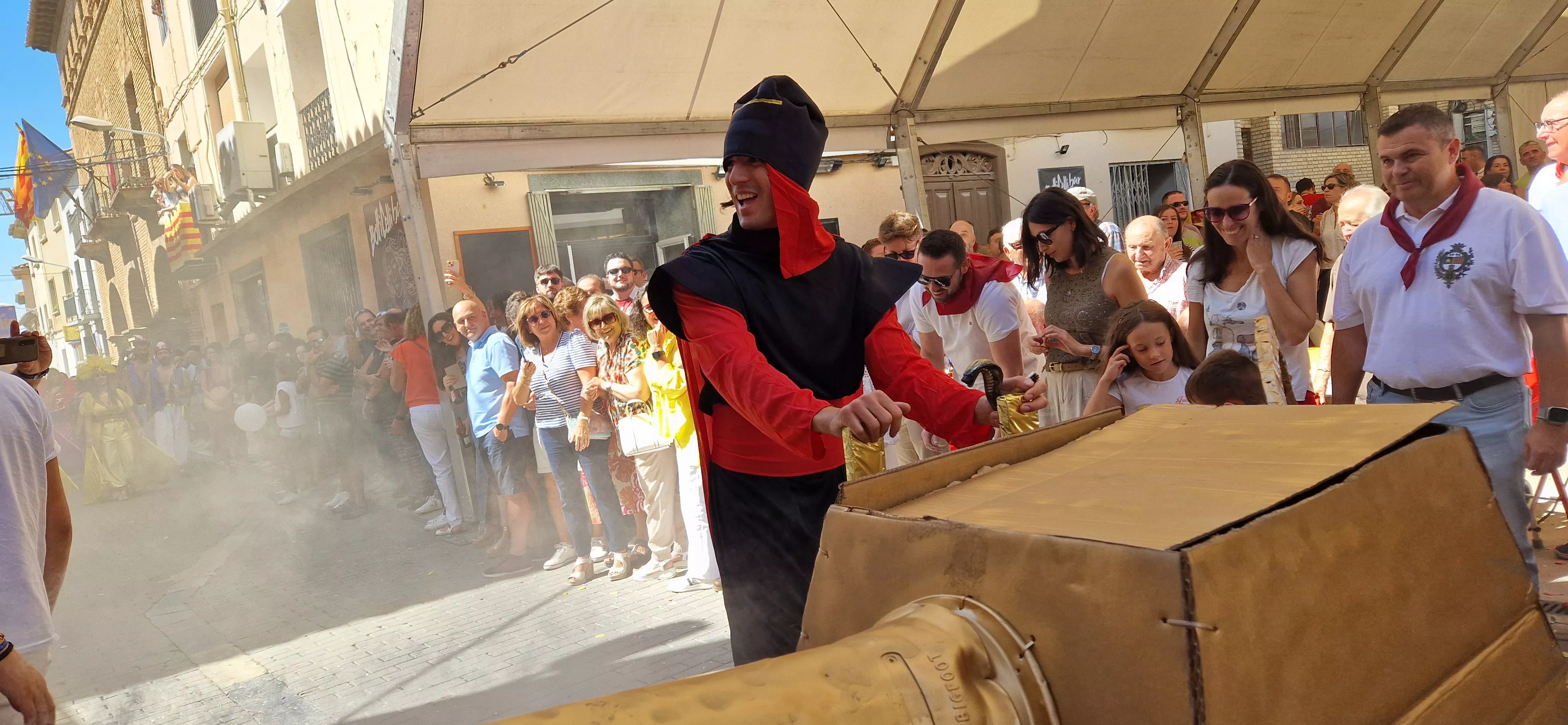 Cabalgata de fiestas de Almudévar 2024. Foto Myriam Martínez 