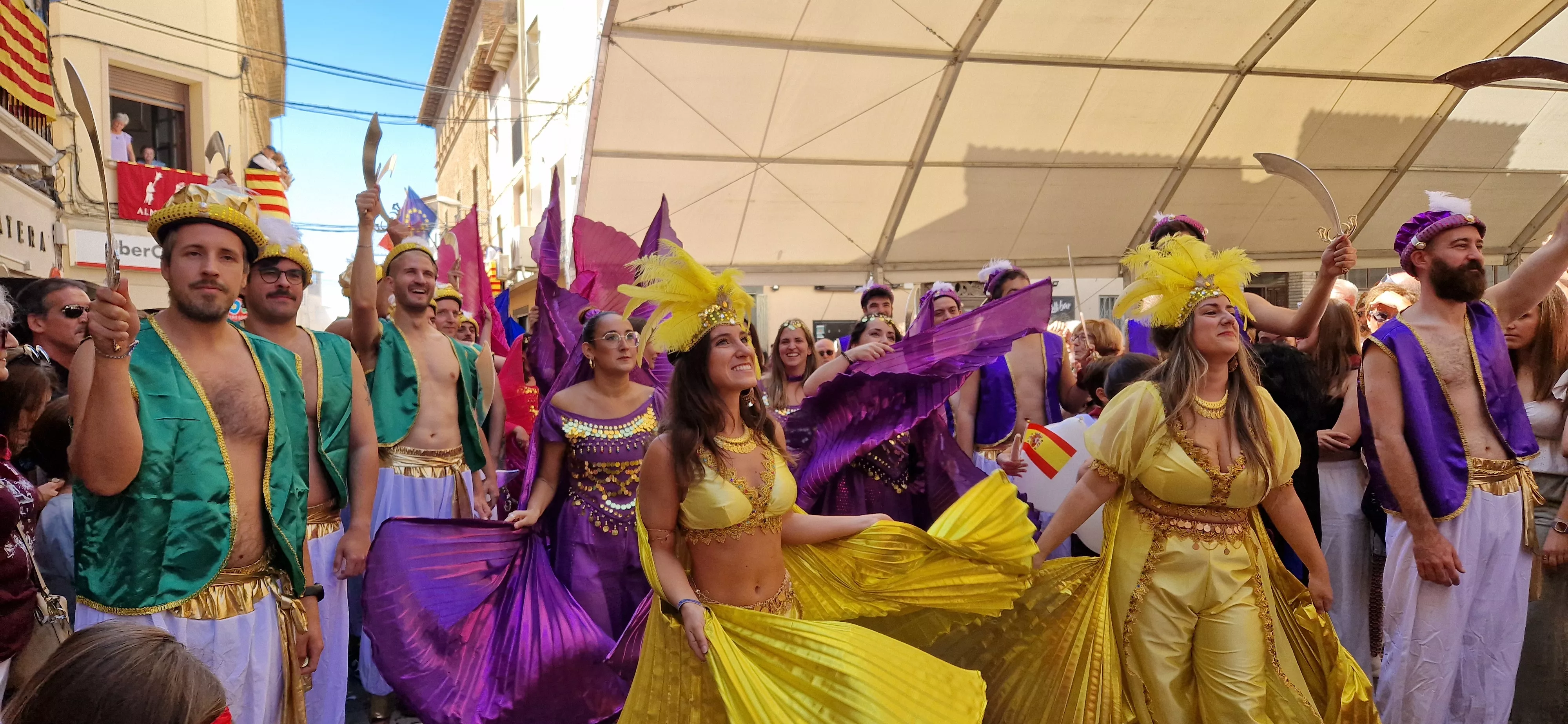 Cabalgata de fiestas de Almudévar 2024. Foto Myriam Martínez 