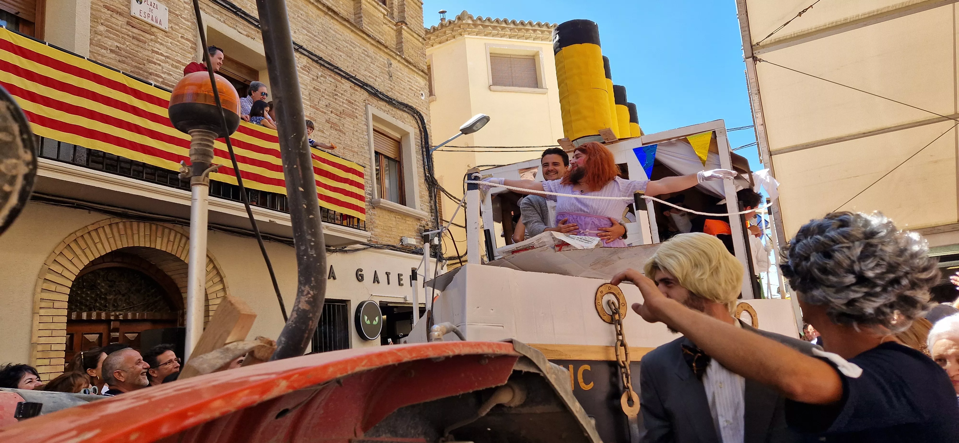 Cabalgata de fiestas de Almudévar 2024. Foto Myriam Martínez 