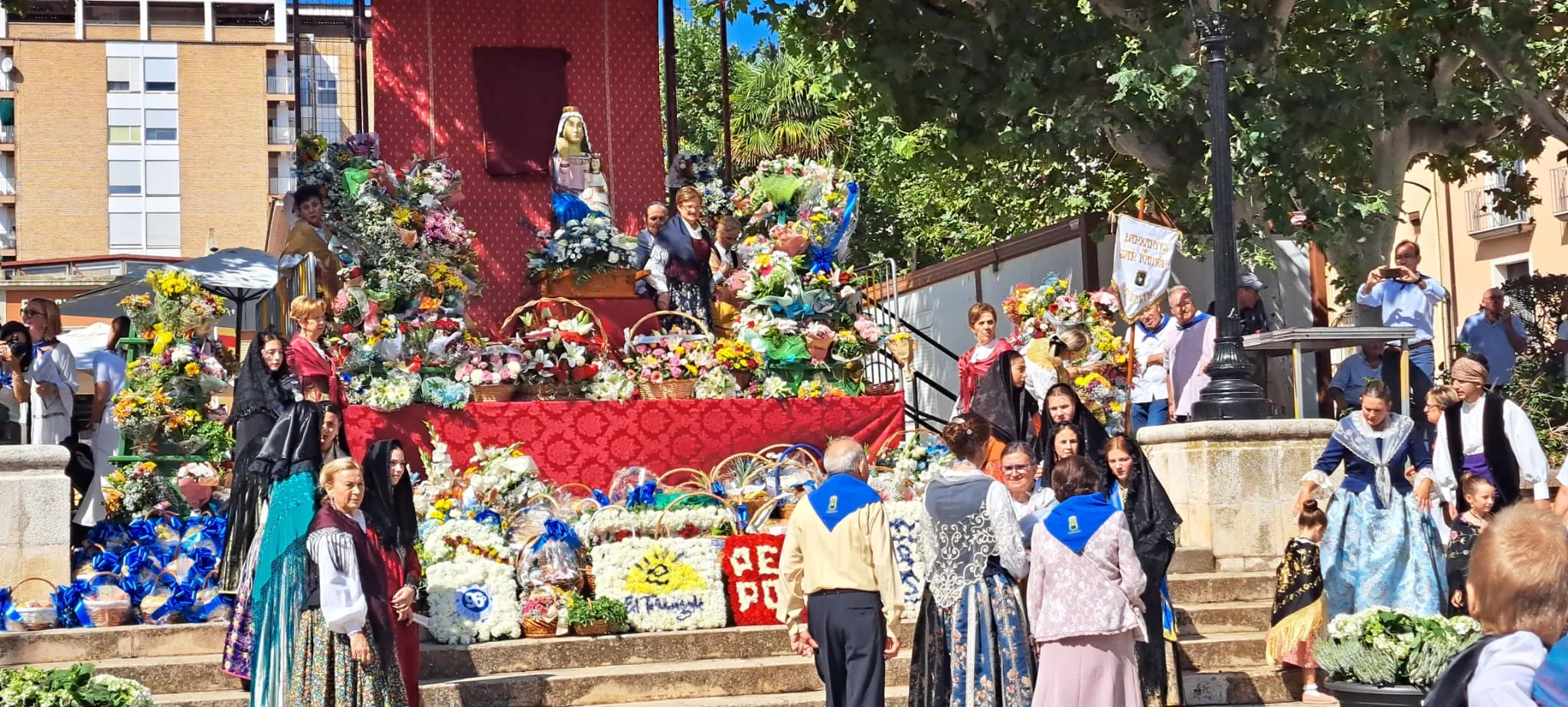 Ofrenda de Flores y Frutos de Barbastro a la Virgen del Pueyo