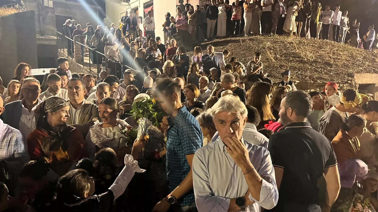 Procesión de la bajada de la Virgen de Corona de Almudévar. Foto Mercedes Manterola