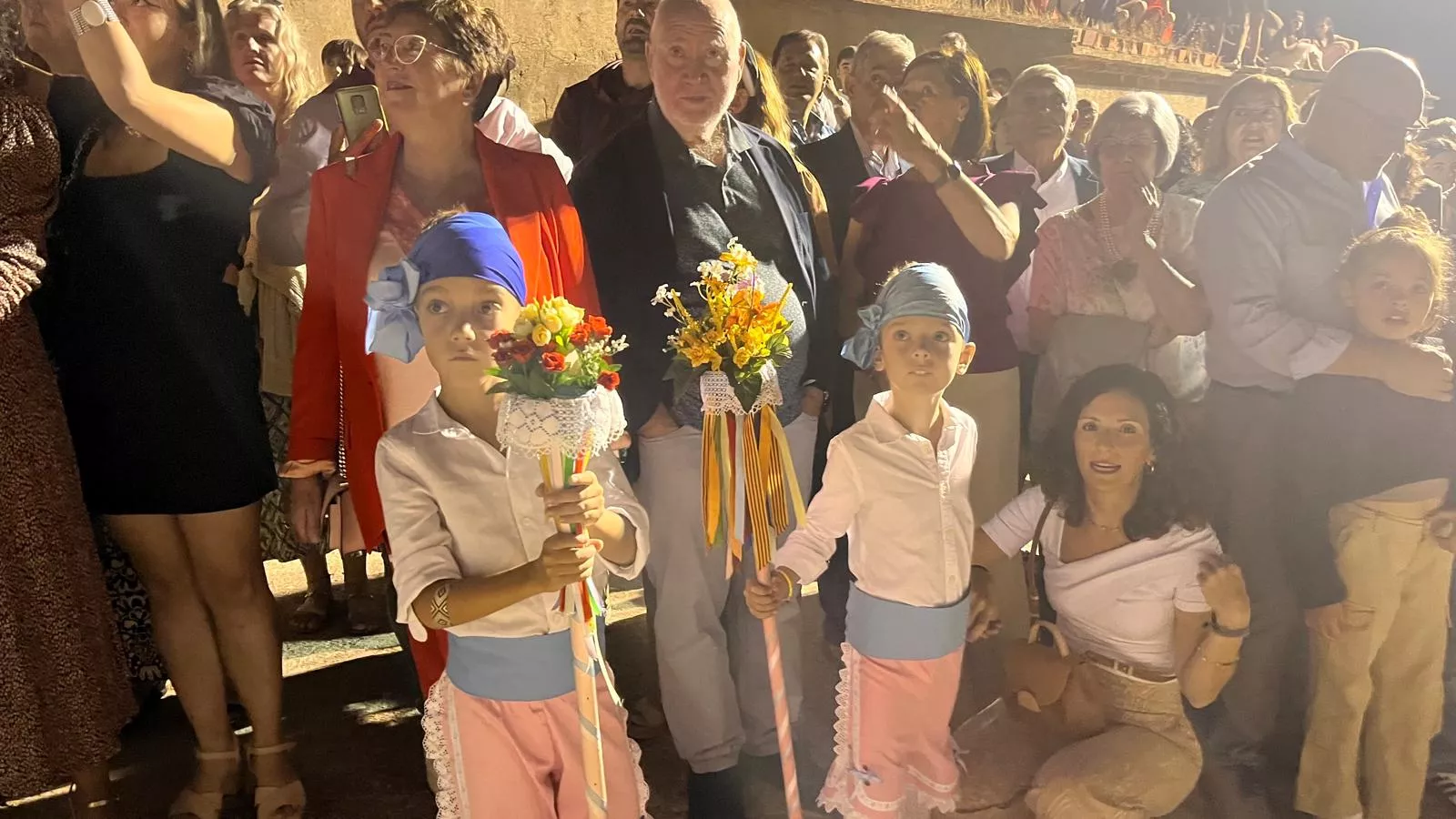 Procesión de la bajada de la Virgen de Corona de Almudévar. Foto Mercedes Manterola