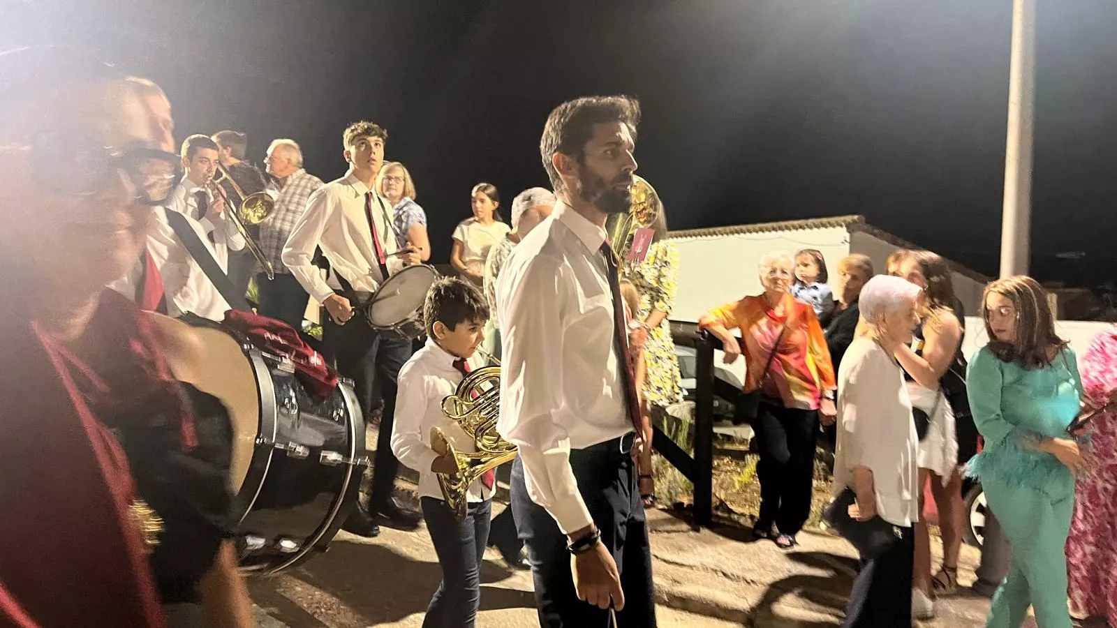 Procesión de la bajada de la Virgen de Corona de Almudévar. Foto Mercedes Manterola