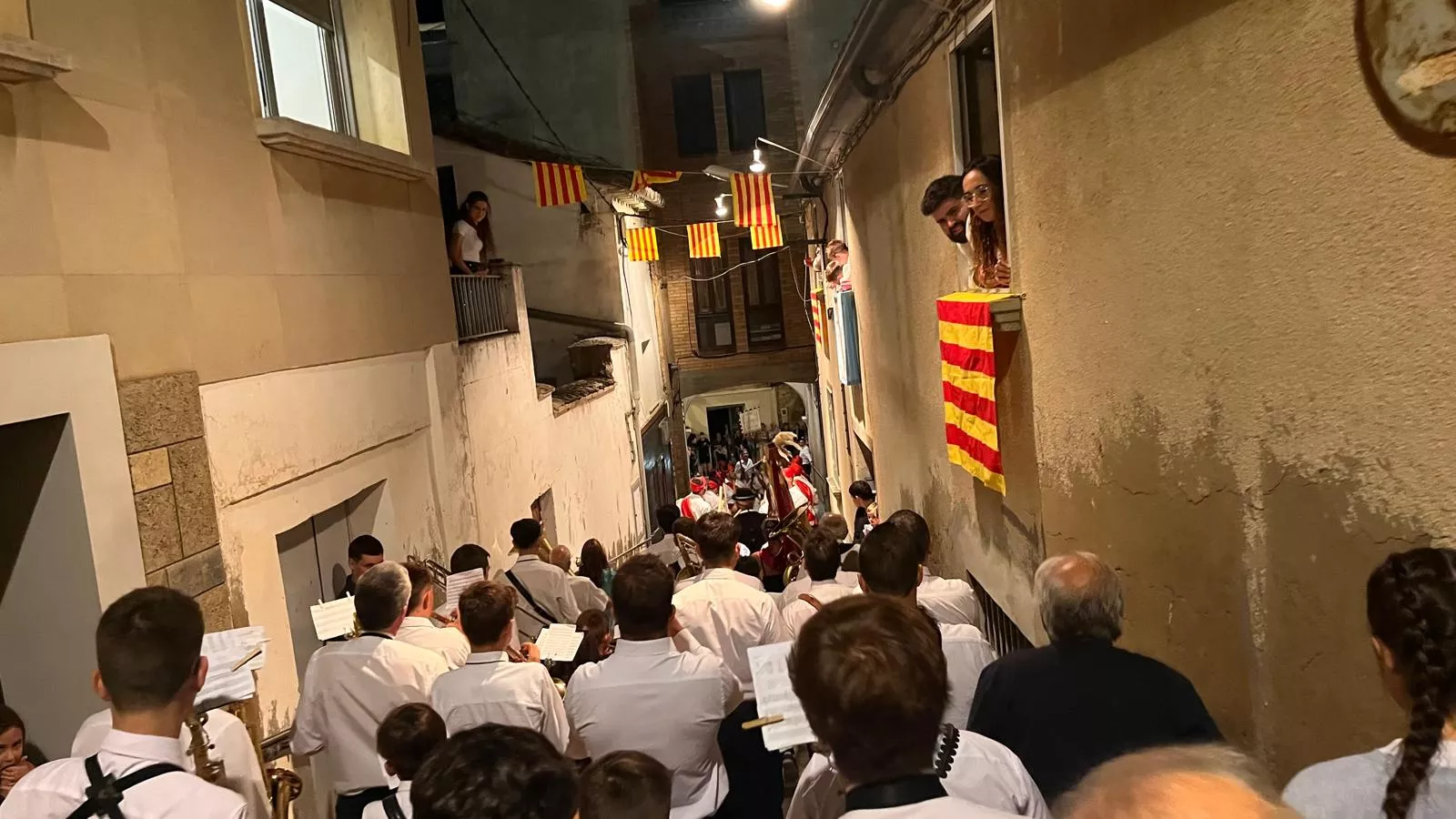 Procesión de la bajada de la Virgen de Corona de Almudévar. Foto Mercedes Manterola