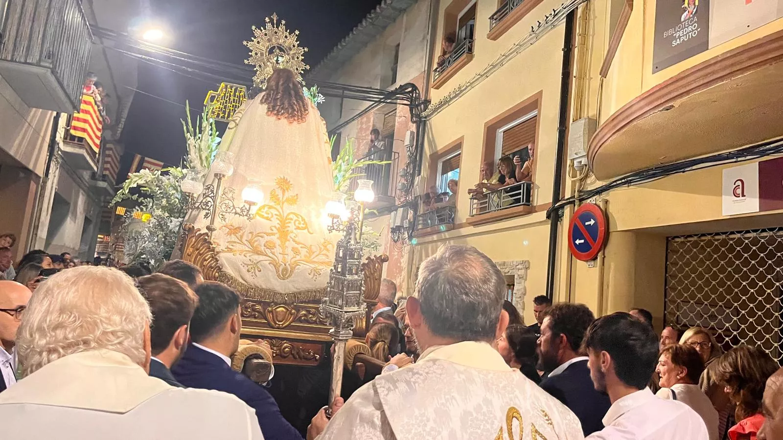 Procesión de la bajada de la Virgen de Corona de Almudévar. Foto Mercedes Manterola