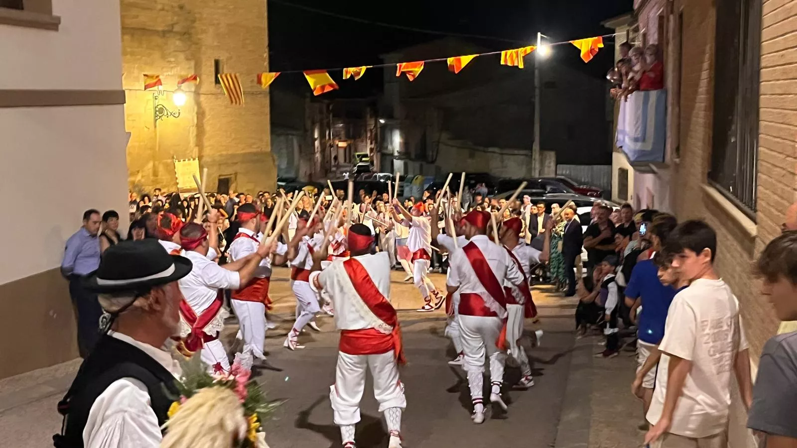 Procesión de la bajada de la Virgen de Corona de Almudévar. Foto Mercedes Manterola