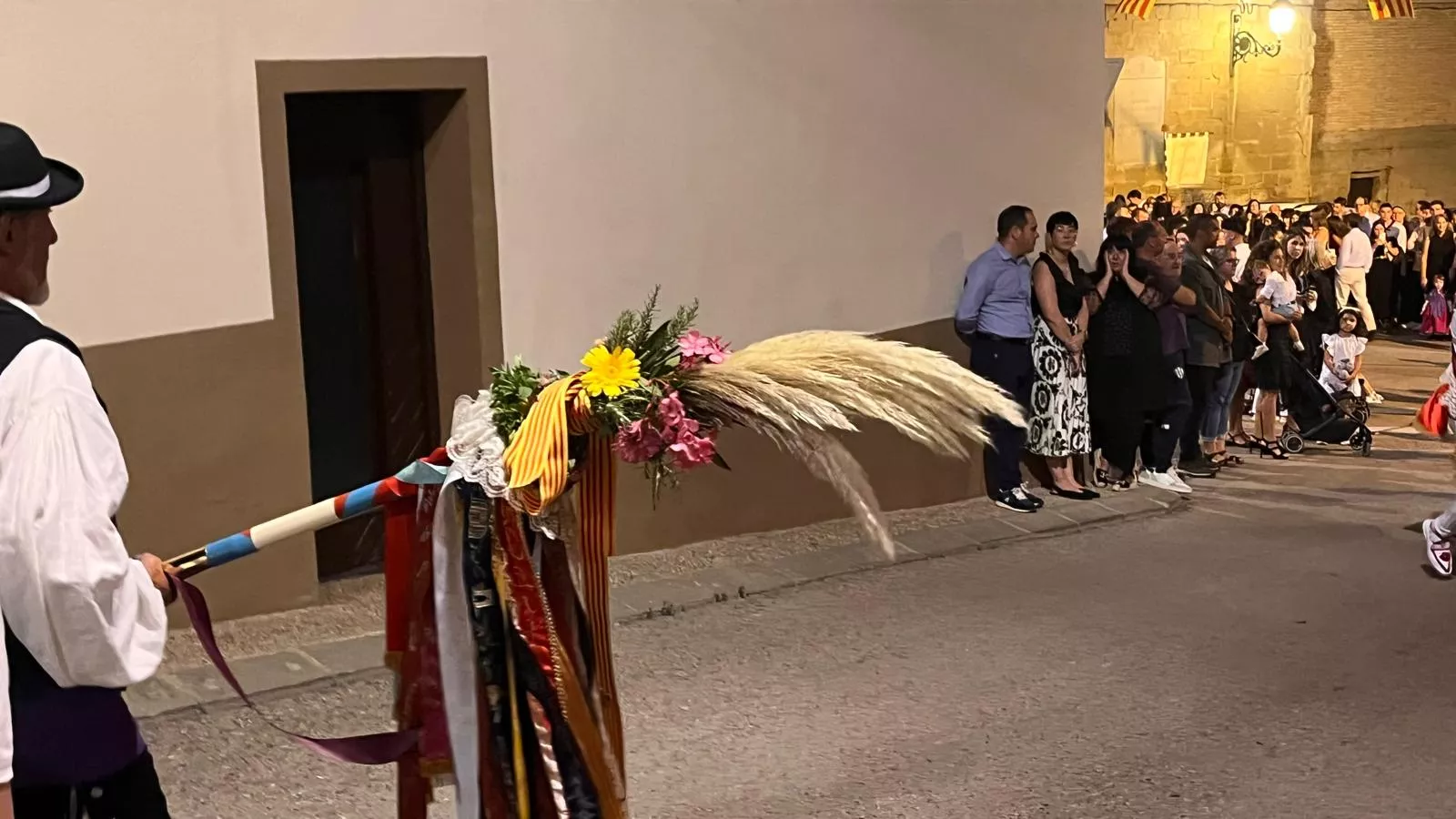 Procesión de la bajada de la Virgen de Corona de Almudévar. Foto Mercedes Manterola