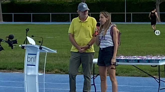 José Antonio Adell con la binefarense Élian Périz, pentacampeona de España. José Antonio Adell con la binefarense Élian Périz, pentacampeona de España.
