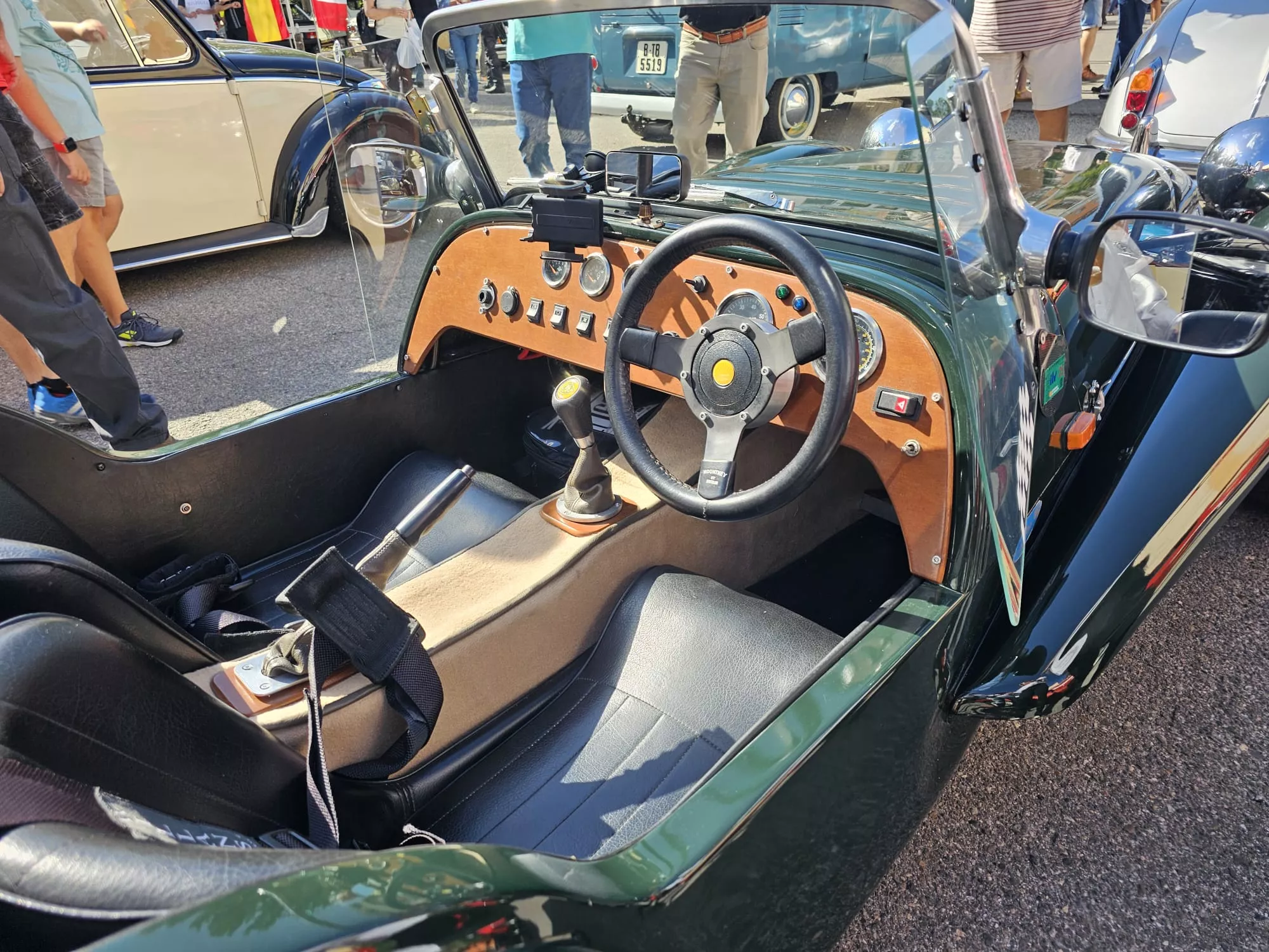 XVI Concentración de Vehículos Clásicos de Monzón. Foto Alberto Sazatornil