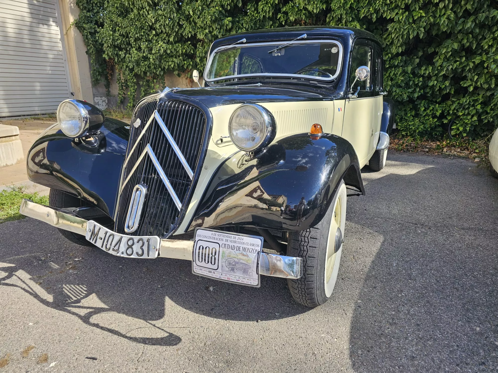 XVI Concentración de Vehículos Clásicos de Monzón. Foto Alberto Sazatornil