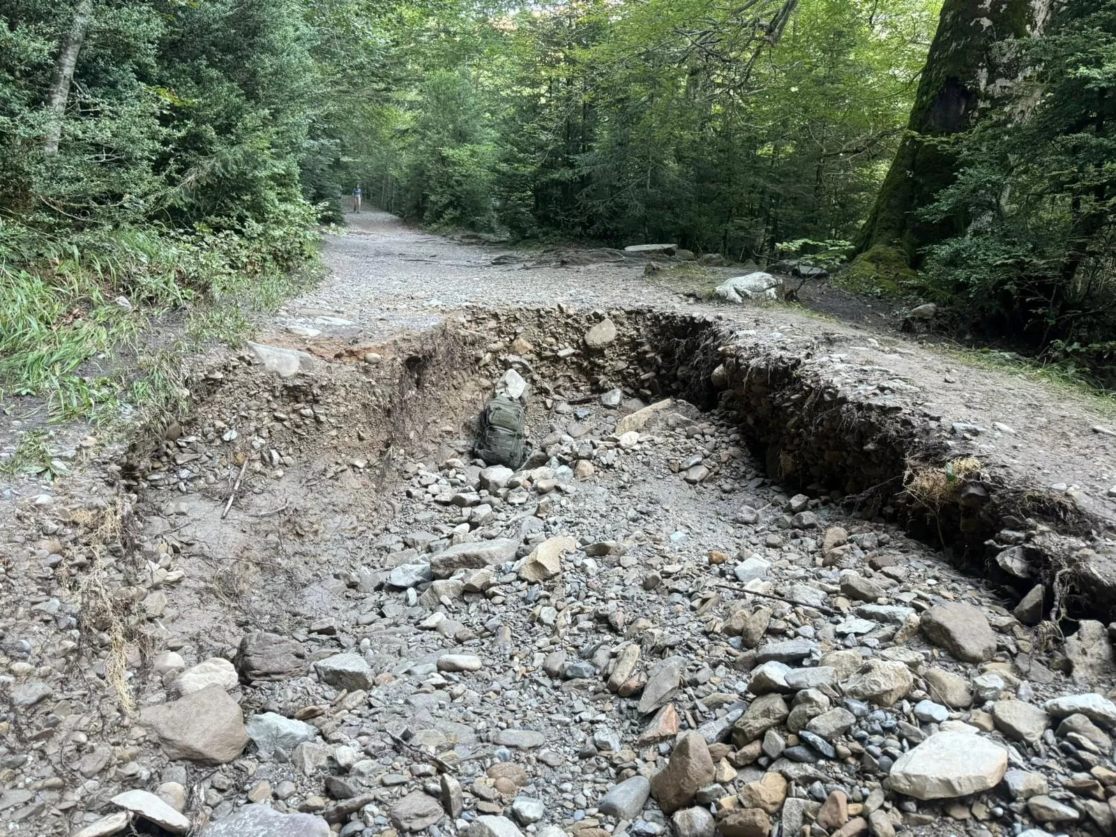 Las precipitaciones han provocado múltiples incidencias en los equipamientos de Ordesa.