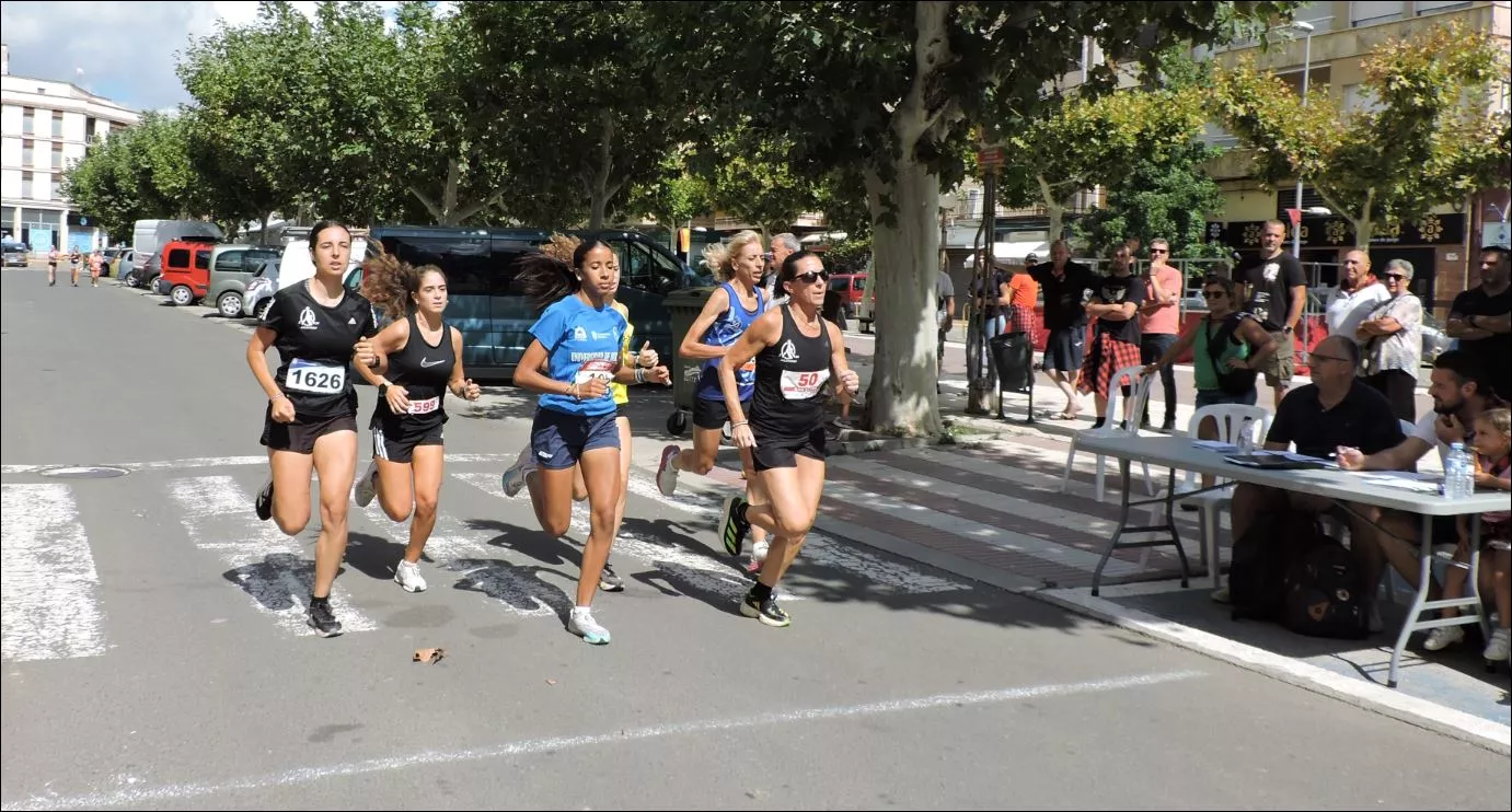 Grupo femenino de cabeza