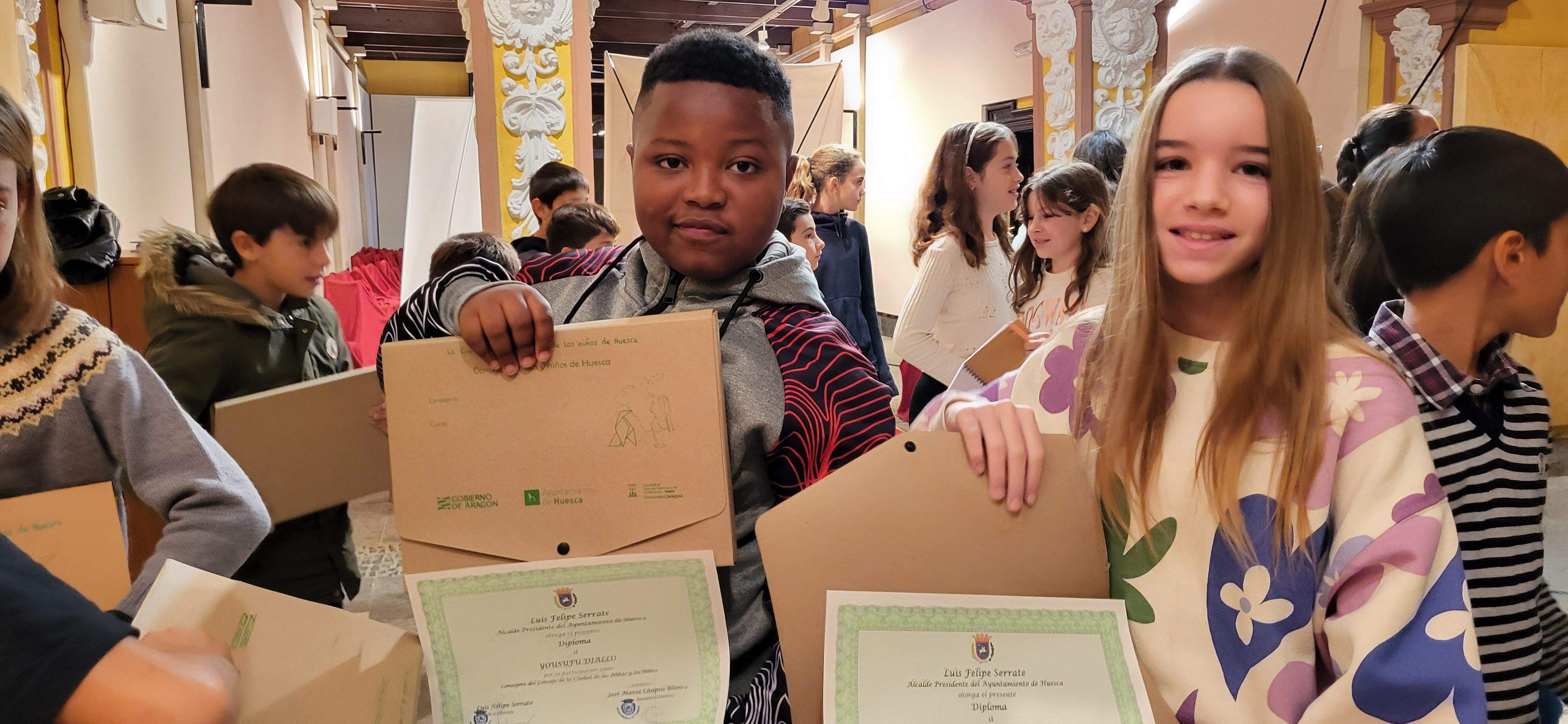 Miembros del Consejo de la Ciudad de las Niñas y los Niños de Huesca