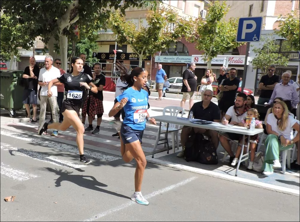 Marwa Elkhouyaali aproovecha la primera prima para irse sola hasta el final