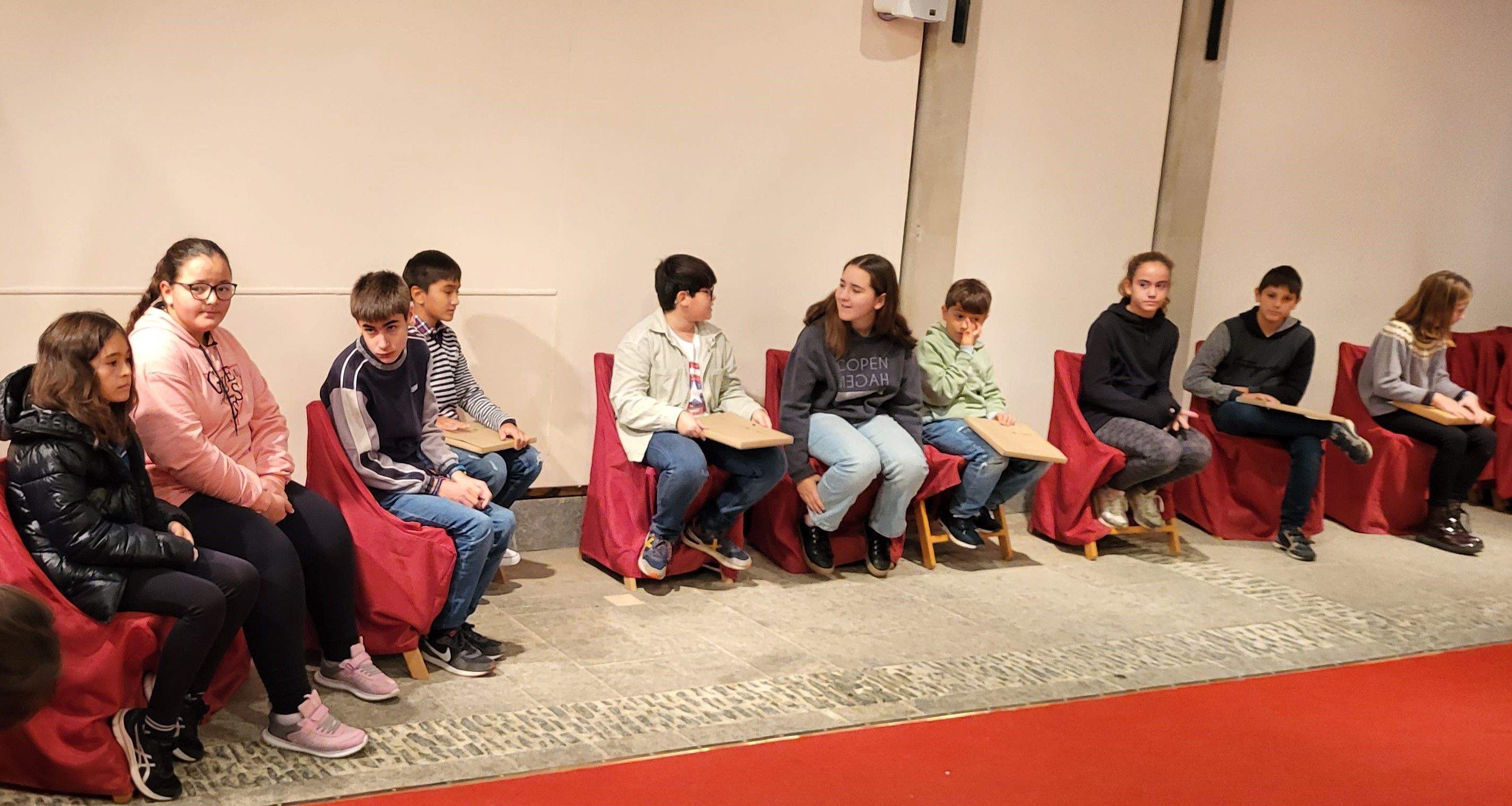 Miembros del Consejo de la Ciudad de las Niñas y los Niños de Huesca