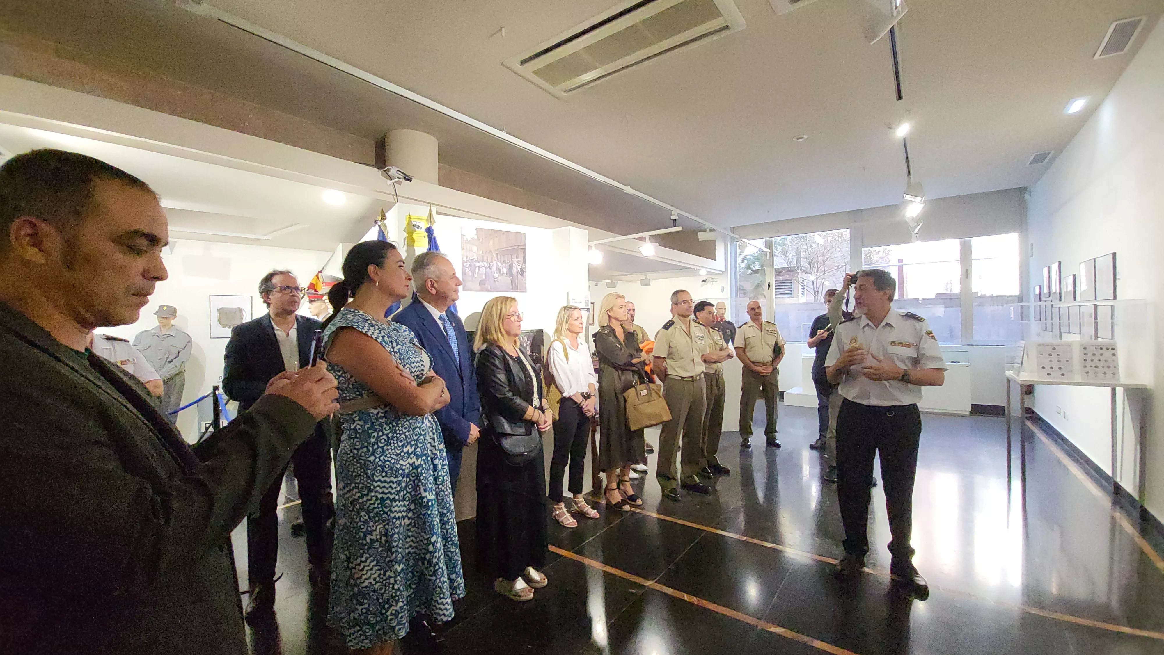 Inauguración en Huesca de la exposición “200 años de la Policía Nacional”. Foto Mercedes Manterola