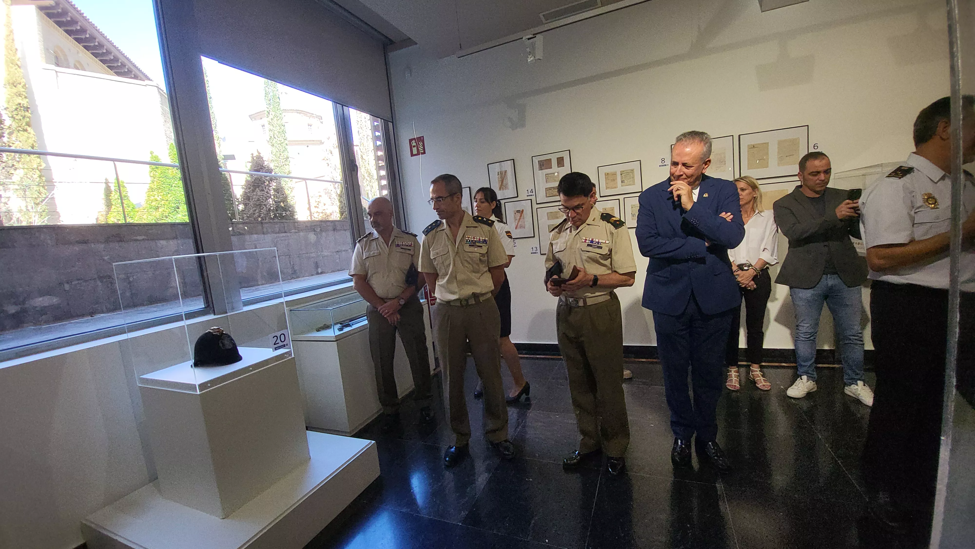Inauguración en Huesca de la exposición “200 años de la Policía Nacional”. Foto Mercedes Manterola
