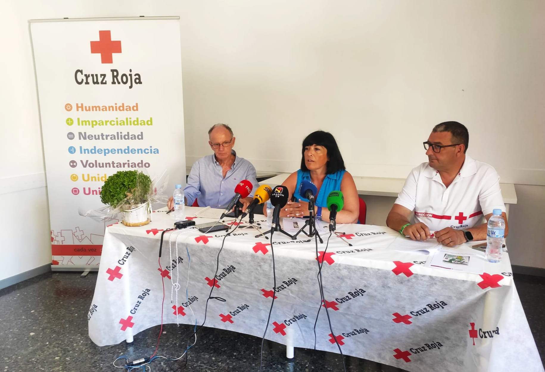 Bernardo Más, Ana Loriente y Óscar Gracia en la presentación del dispositivo sanitario para San Lorenzo.