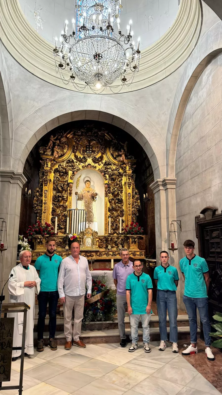 Ofrenda de San Lorenzo a la SD Huesca. Foto Ayuntamiento de Huesca