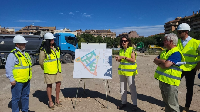 Olga Cervera expone la actuación que va a acometer Hormigones Grañén. Olga Cervera expone la actuación que va a acometer Hormigones Grañén.