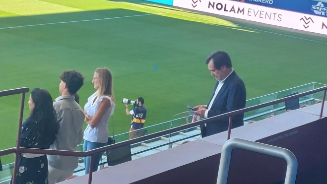 Ricardo Mur, consejero delegado del Huesca, antes del Huesca-Burgos Ricardo Mur, consejero delegado del Huesca, antes del Huesca-Burgos