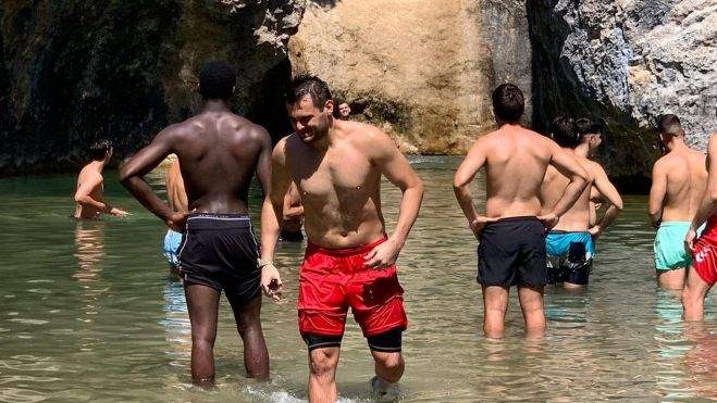 Baño en el valle de Nocito Baño en el valle de Nocito