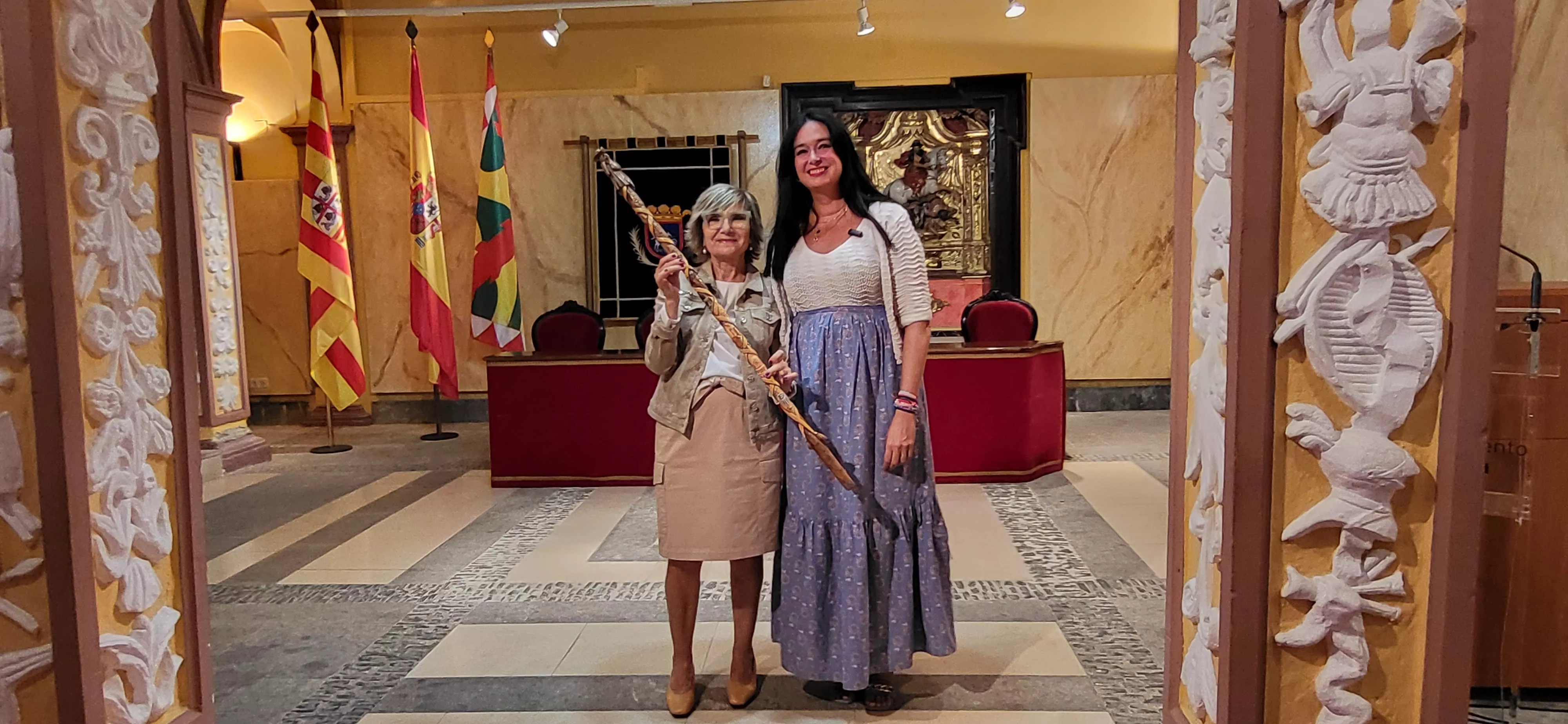 Recepción en el Ayuntamiento de Huesca a los participantes en el XXII Encuentro de Asociaciones del Camino de Santiago. Foto Mercedes Manterola