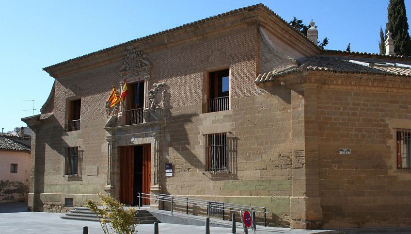 Museo provincial de Huesca, antigua sede de la Universidad Sertoriana.