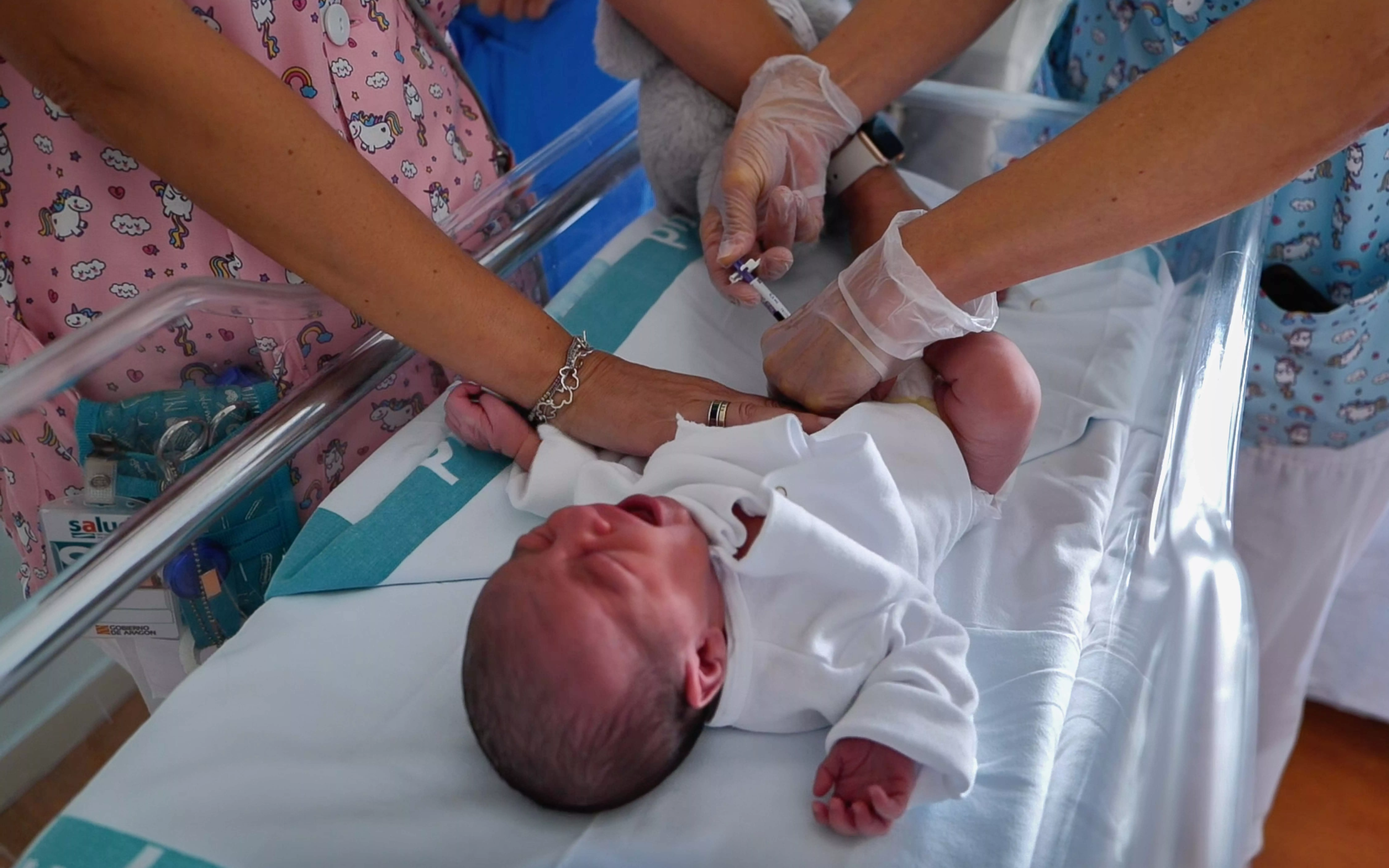 El año pasado se inicio en Aragón la vacunación frente al virus sincitial para bebés.