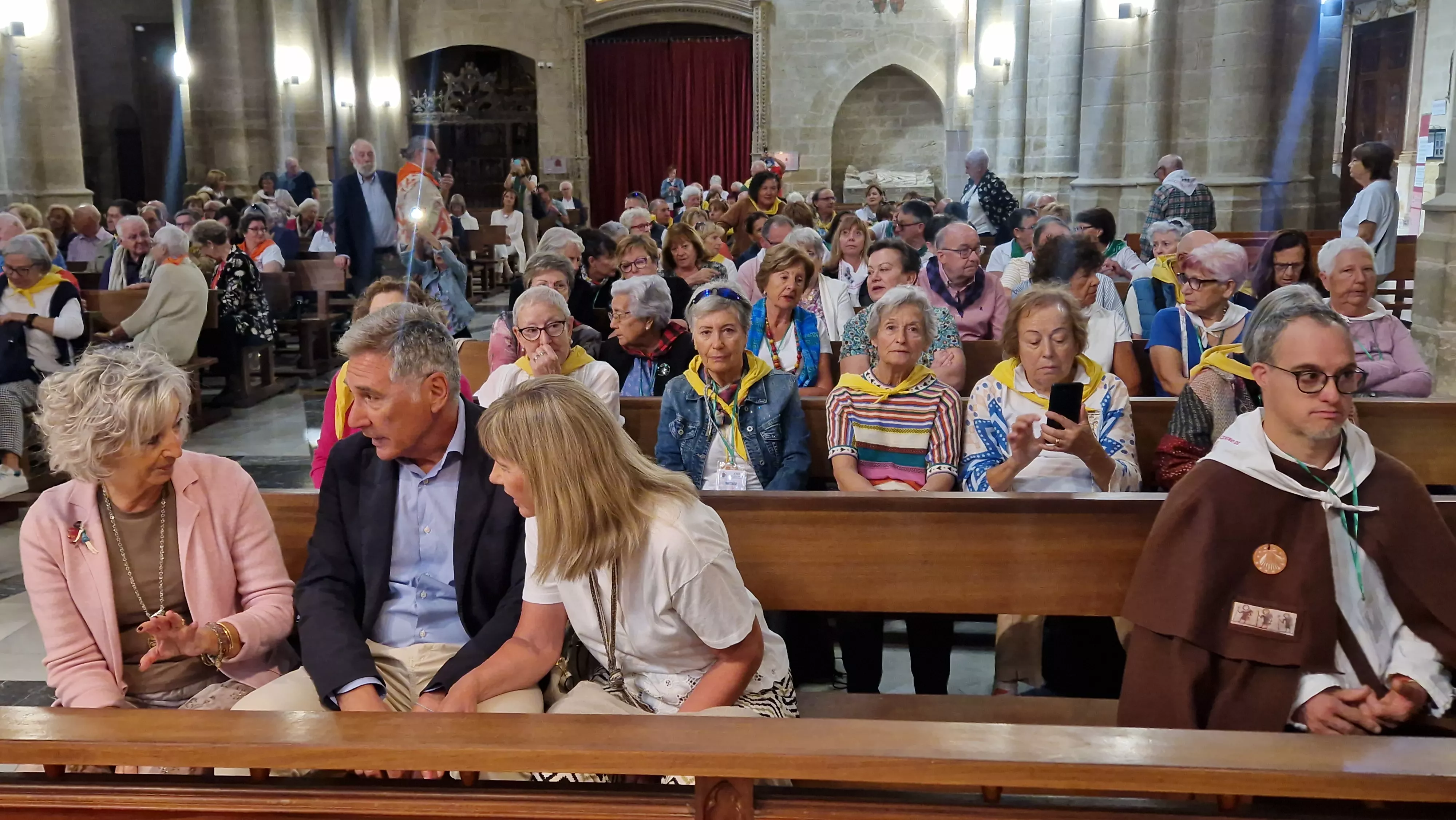 Misa en la Catedral de Huesca, en el XXII Encuentro de Asociaciones del Camino de Santiago. Foto Myriam Martínez 