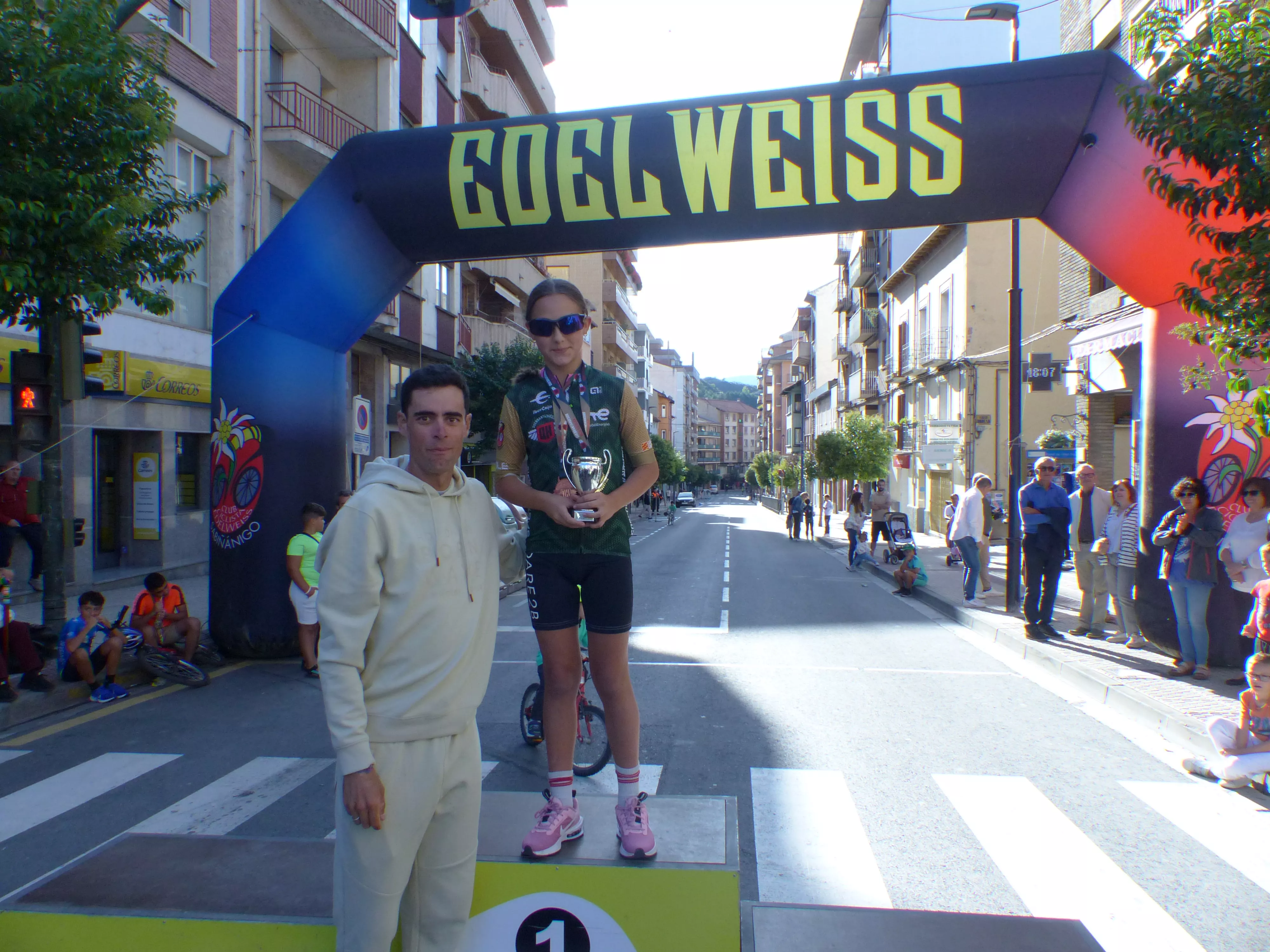 Mini Quebrantahuesos. Foto Andrés Alcaraz.