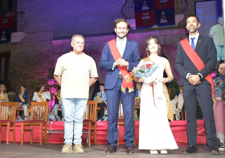 Presentación de las zagalas, zagaletas y zagaletes de San Mateo de Monzón y la lectura del pregón.