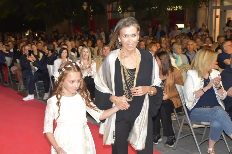 Presentación de las zagalas, zagaletas y zagaletes de San Mateo de Monzón y la lectura del pregón.