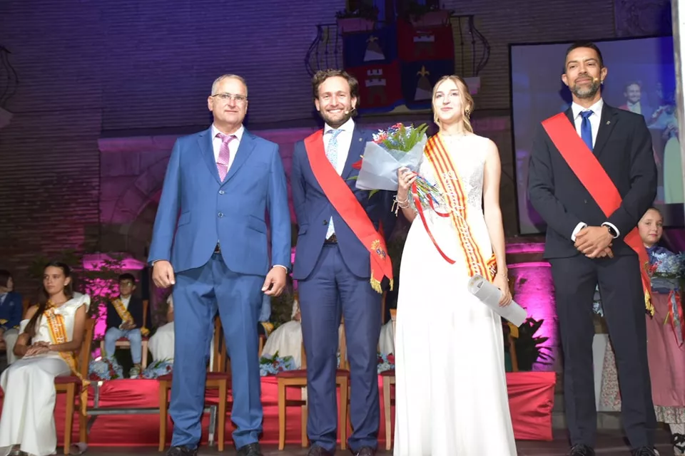 Presentación de las zagalas, zagaletas y zagaletes de San Mateo de Monzón y la lectura del pregón.