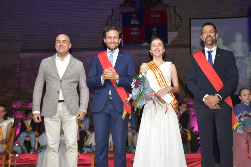 Presentación de las zagalas, zagaletas y zagaletes de San Mateo de Monzón y la lectura del pregón.