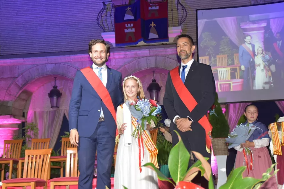 Presentación de las zagalas, zagaletas y zagaletes de San Mateo de Monzón y la lectura del pregón.